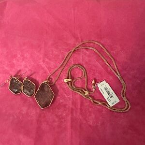 Kendra Scott Kalani Necklace & Earrings 
Necklace is NWT